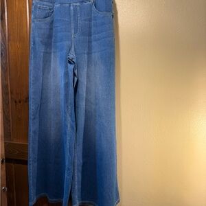 HALARA Med Petite Blue Flare Wide Leg Jeans NWOT